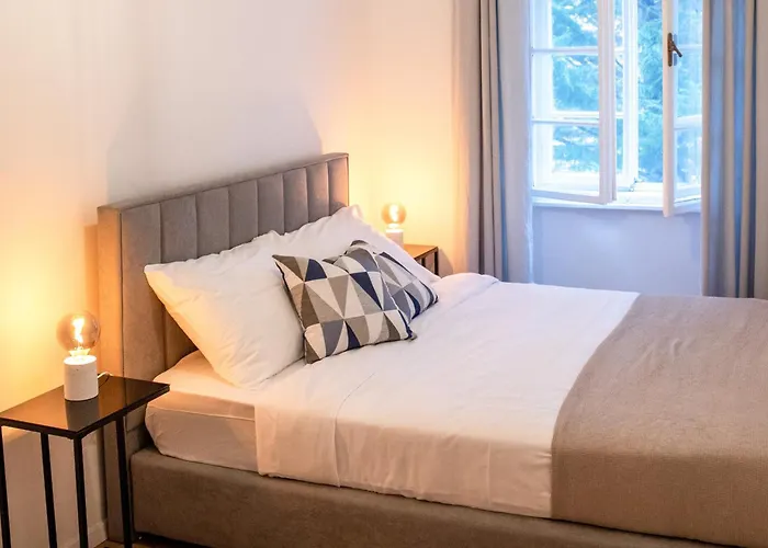 Cosy Castle Flat In Center - Free Parking Apartamento Liubliana