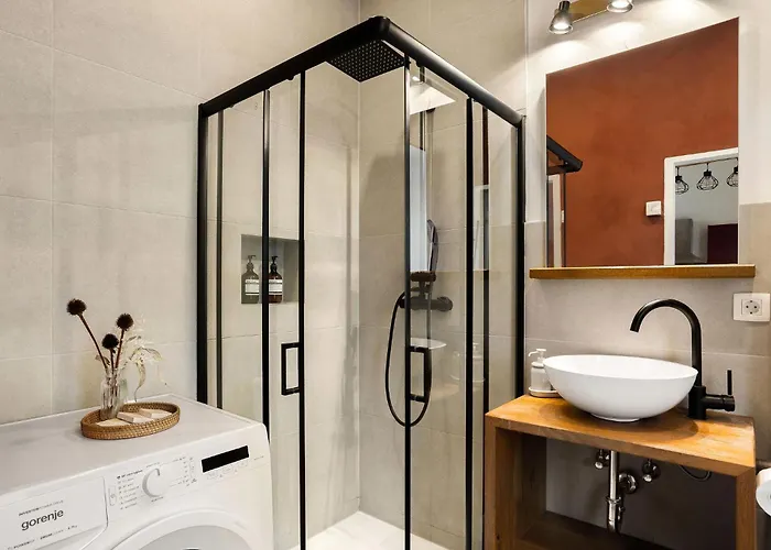 Apartamento Cosy Castle Flat In Center - Free Parking